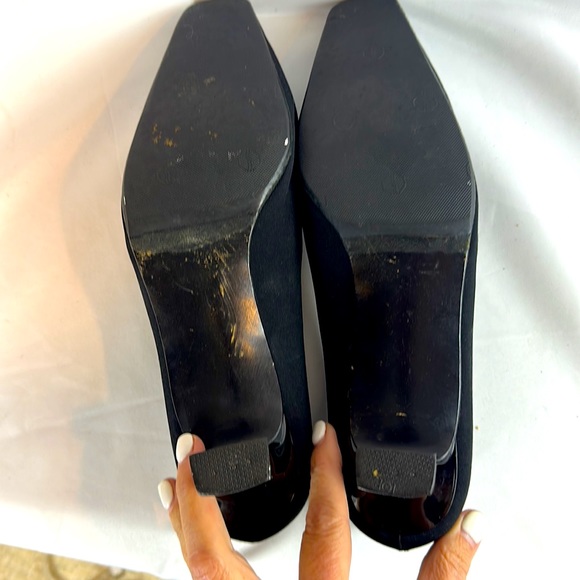 Stuart Weitzman Size 11 Black fabric shoe with patten leather kitten heel. - Picture 10 of 12